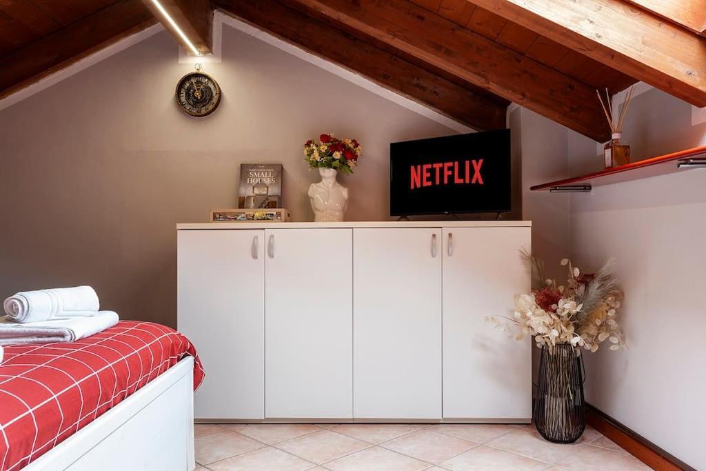 Ferienwohnung Alex Haus Somma Lombardo Exterior foto