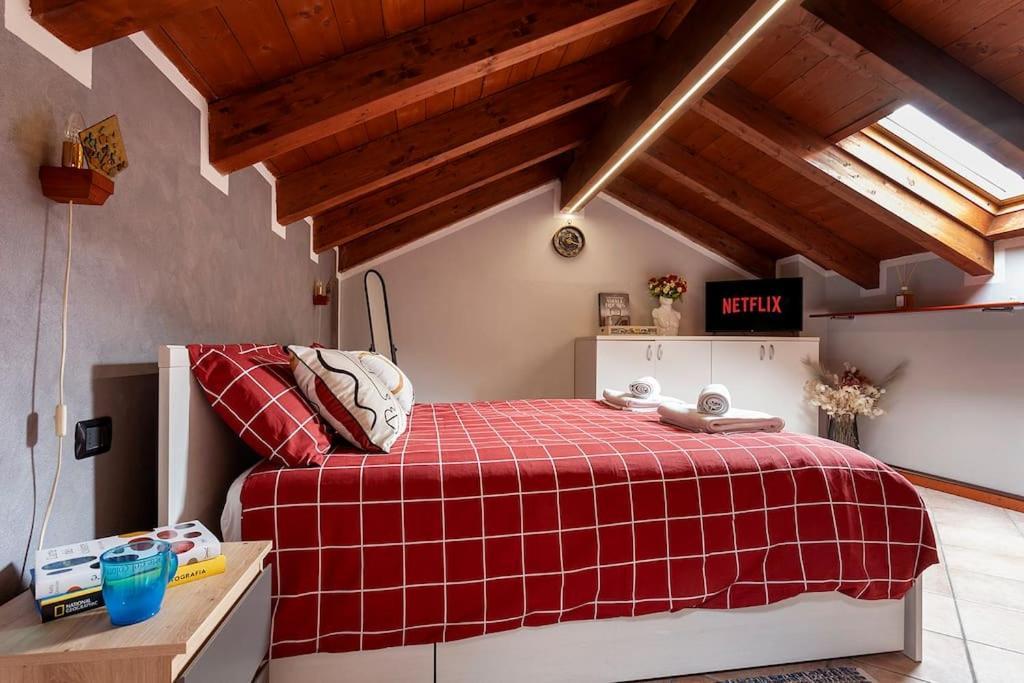Ferienwohnung Alex Haus Somma Lombardo Exterior foto